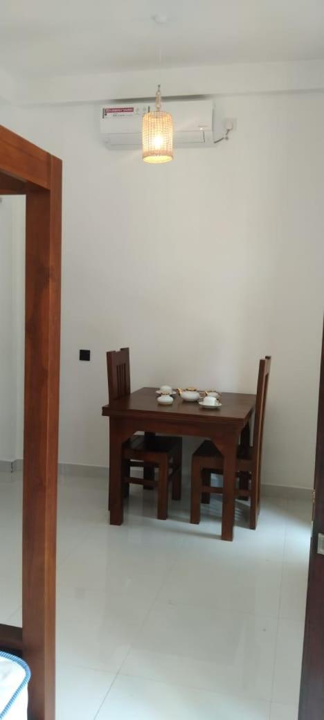 Villa Elegant - Weligama Bagian luar foto