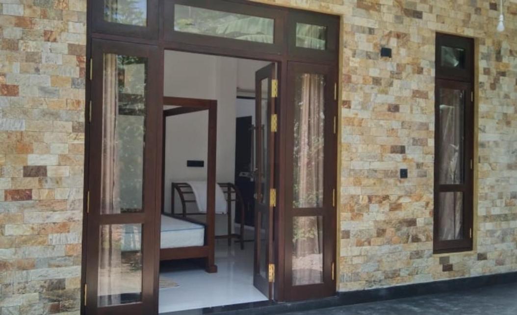 Villa Elegant - Weligama Bagian luar foto